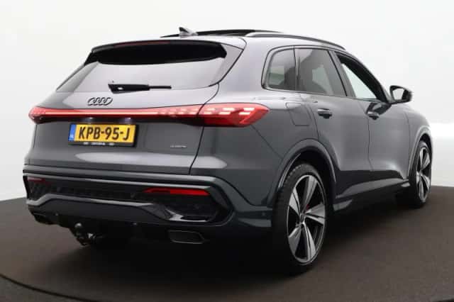 Audi Q5 (2026) thumbnail 5