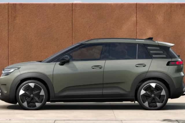 Volkswagen ID. Cross (2027) thumbnail 2