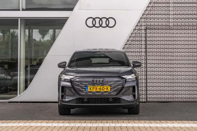 Audi Q4 e-tron (2026) thumbnail 2