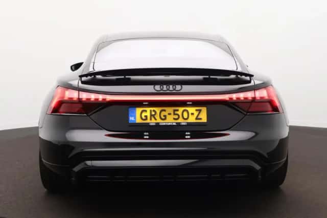 Audi e-tron GT (2023) thumbnail 6