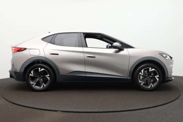 CUPRA Tavascan (2026) thumbnail 4