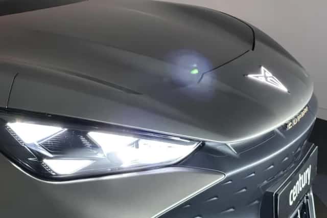 CUPRA Tavascan (2026) thumbnail 4