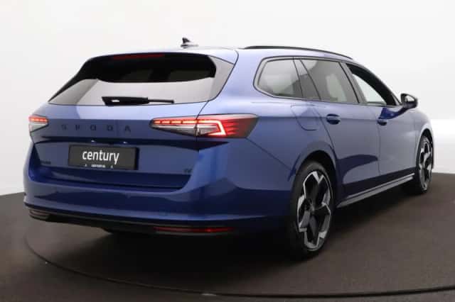 Škoda Superb (2026) thumbnail 5