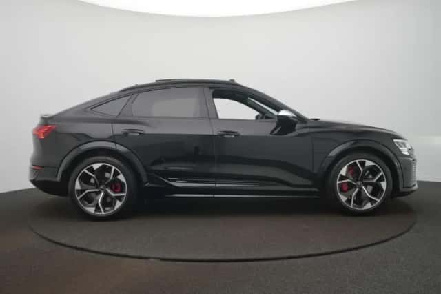 Audi SQ8 (2024) thumbnail 4