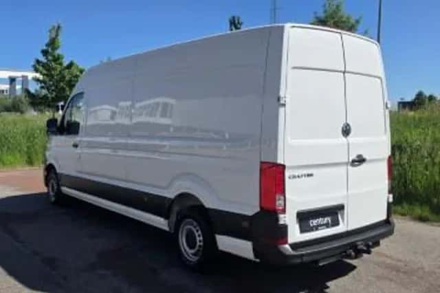 Volkswagen Crafter (2024) thumbnail 3