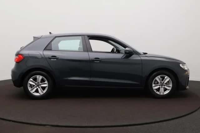 Audi A1 (2021) thumbnail 4