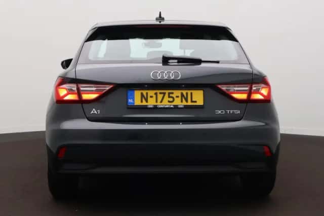 Audi A1 (2021) thumbnail 6
