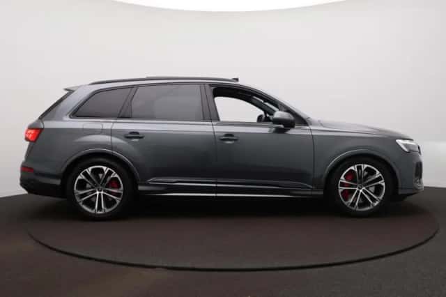 Audi Q7 (2024) thumbnail 5