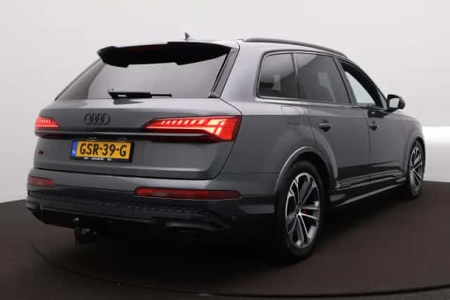 Audi Q7 (2024) thumbnail 6