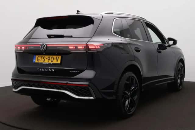 Volkswagen Tiguan (2025) thumbnail 6