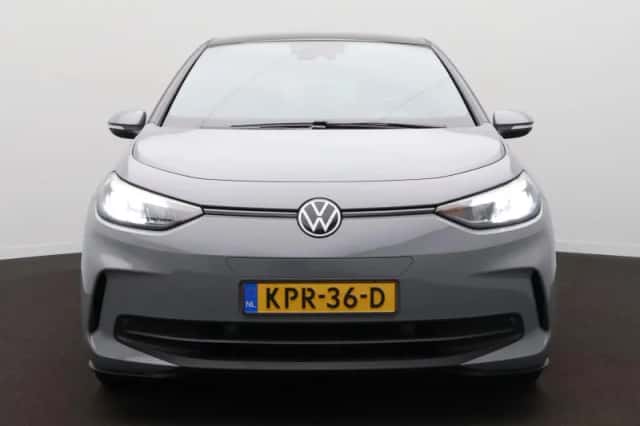 Volkswagen ID.3 (2024) thumbnail 2