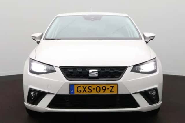 SEAT Ibiza (2024) thumbnail 2