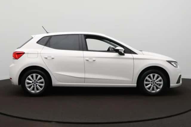SEAT Ibiza (2024) thumbnail 5
