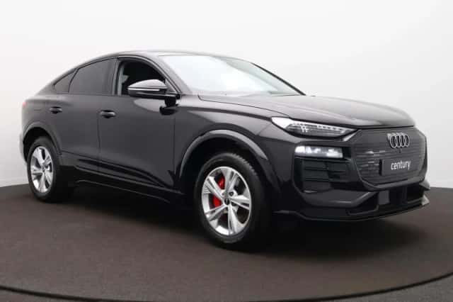 Audi Q6 e-tron (2025) thumbnail 3