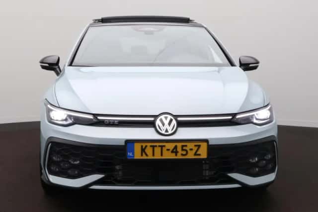 Volkswagen Golf (2026) thumbnail 2