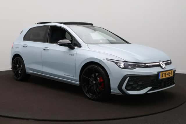 Volkswagen Golf (2026) thumbnail 3