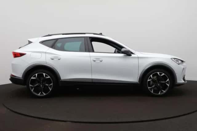 CUPRA Formentor (2023) thumbnail 5