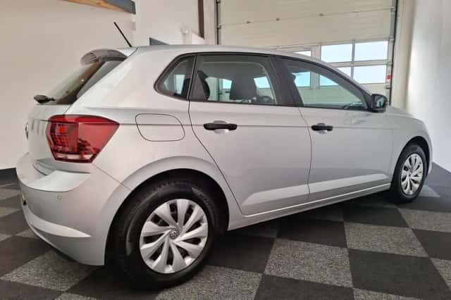 Volkswagen Polo (2019) thumbnail 4