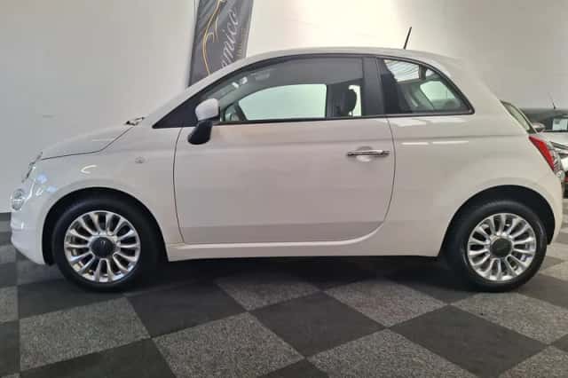 Fiat 500 (2016) thumbnail 2