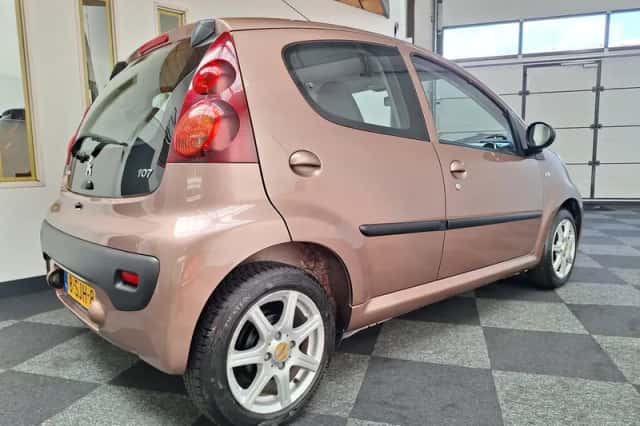 Peugeot 107 (2013) thumbnail 4