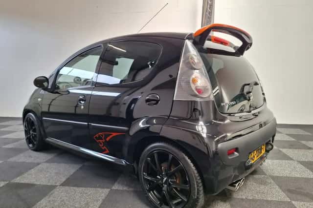 Peugeot 107 (2012) thumbnail 3