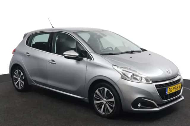 Peugeot 208 (2019) thumbnail 3