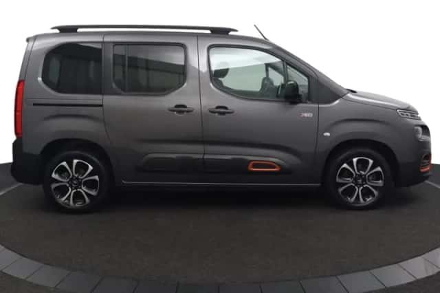 Citroën Berlingo (2023) thumbnail 4
