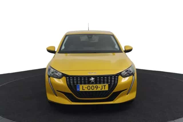Peugeot 208 (2021) thumbnail 2