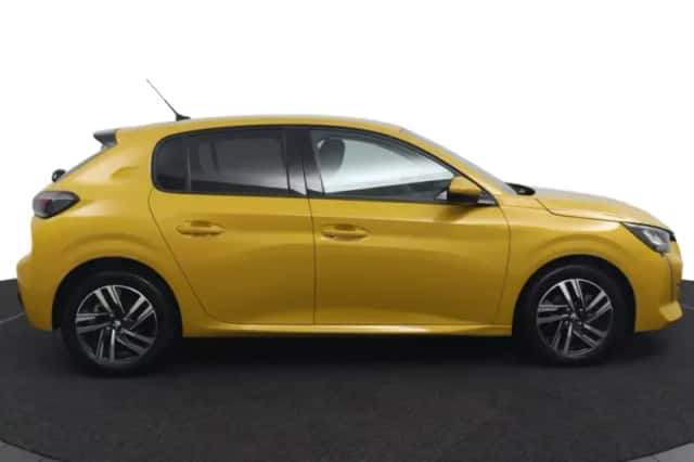 Peugeot 208 (2021) thumbnail 4