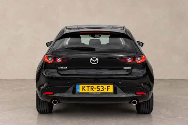 Mazda 3 (2019) thumbnail 6
