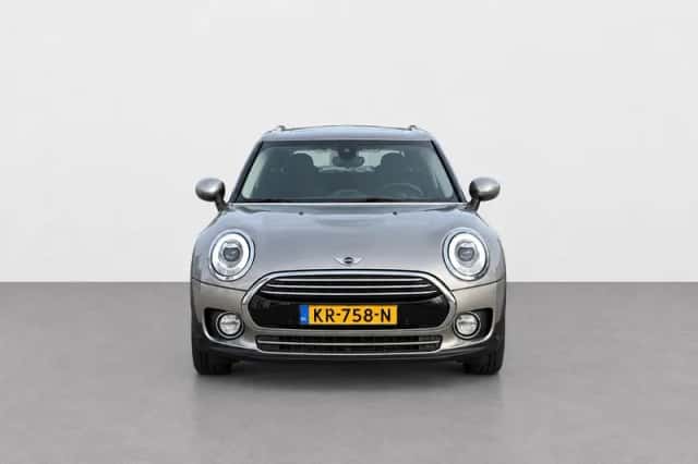 MINI Clubman (2016) thumbnail 2