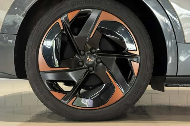CUPRA Tavascan (2024) thumbnail 5