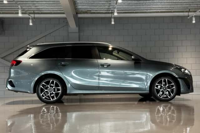 Kia Ceed (2024) thumbnail 4