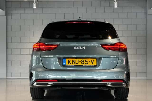 Kia Ceed (2024) thumbnail 6