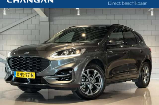 Ford Kuga (2023) thumbnail 1