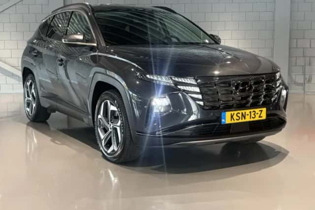 Hyundai Tucson (2021) thumbnail 2