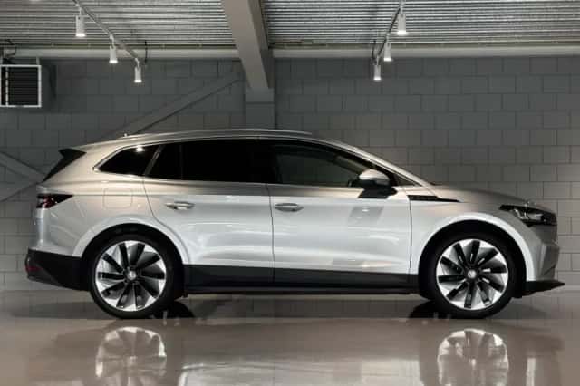 Škoda Enyaq (2021) thumbnail 4