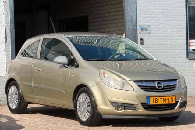 Opel Corsa (2006) thumbnail 6