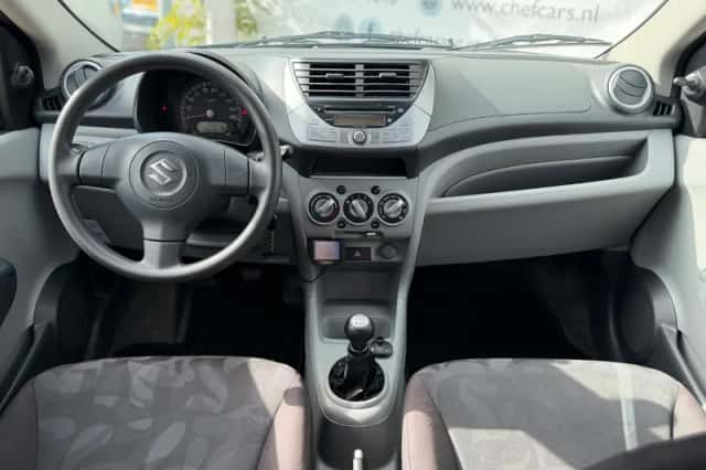 Suzuki Alto (2010) thumbnail 2