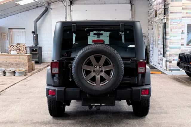 Jeep Wrangler (2013) thumbnail 6