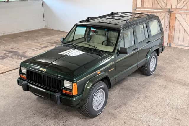 Jeep Cherokee (1996) thumbnail 3