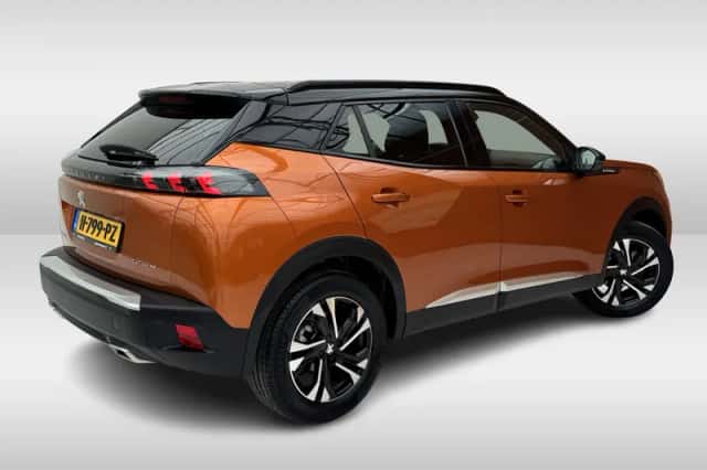 Peugeot 2008 (2020) thumbnail 2