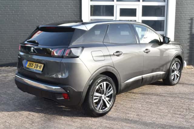 Peugeot 3008 (2024) thumbnail 3