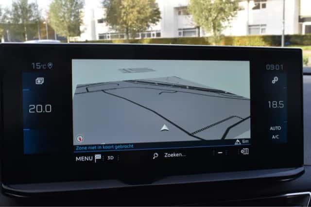 Peugeot 3008 (2024) thumbnail 5