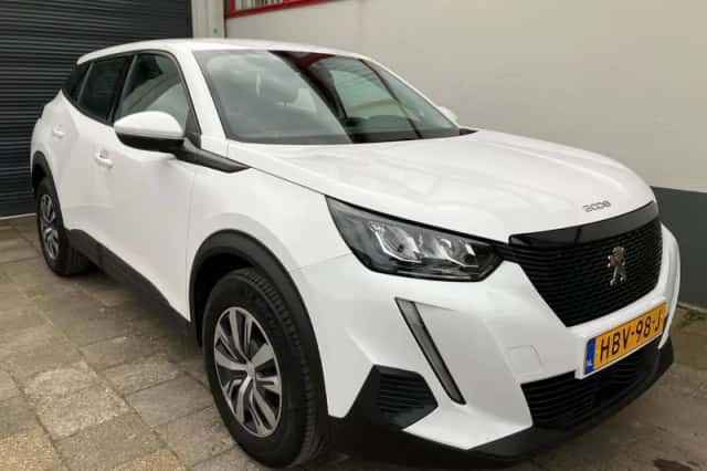 Peugeot 2008 (2020) thumbnail 1