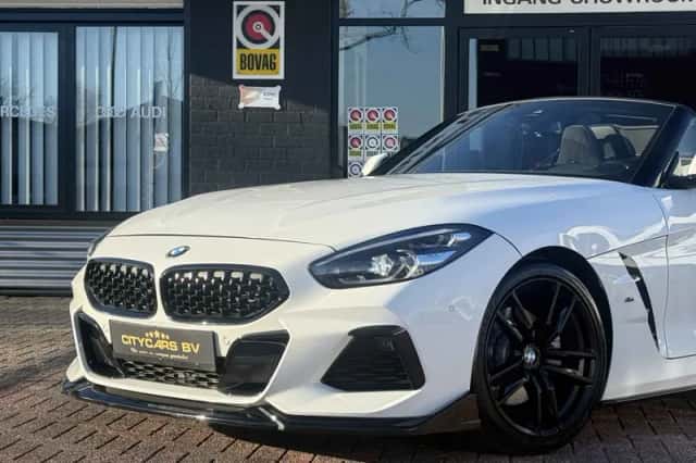 BMW Z4 (2019) thumbnail 3