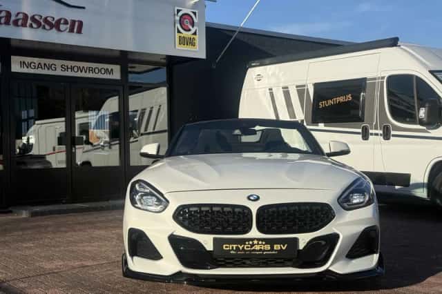 BMW Z4 (2019) thumbnail 4