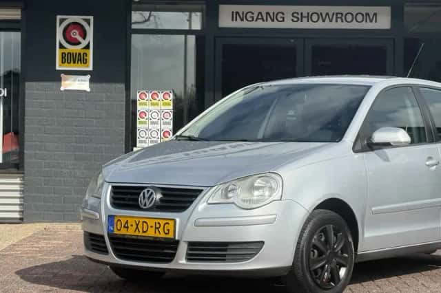 Volkswagen Polo (2007) thumbnail 2