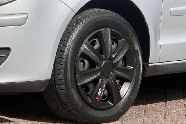 Volkswagen Polo (2007) thumbnail 3