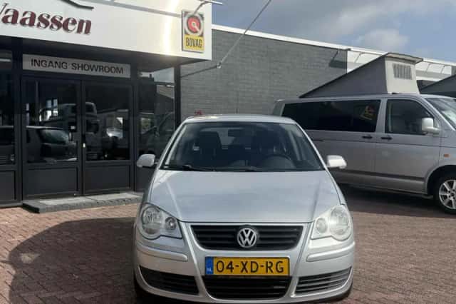 Volkswagen Polo (2007) thumbnail 4